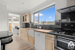 Photo 13- click for photo gallery